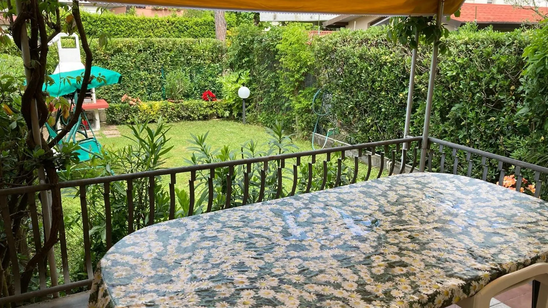 Versilia - Casa Vacanze Con Giardino Marina di Pietrasanta 0*,